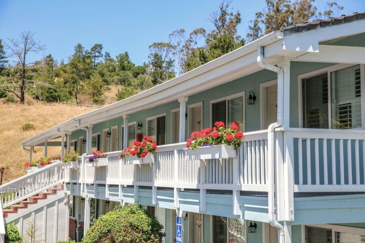 Bluebird Inn Cambria Bagian luar foto